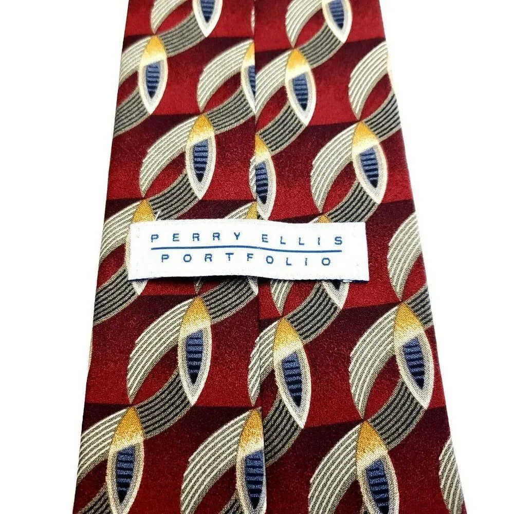 Perry Ellis Portfolio‎ Red Beige Silk Tie Woven Short Wide Geometric